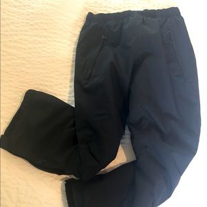 Boys REI insulated snow pants small